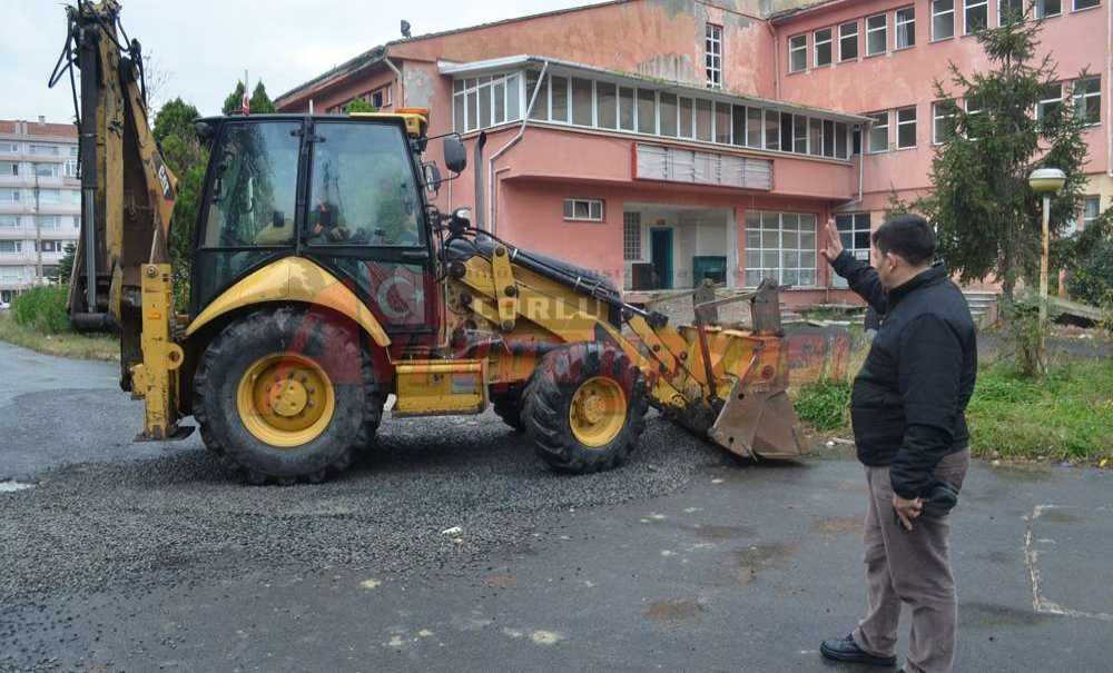 Eski Devlet Hastanesi Yağmalanıyor