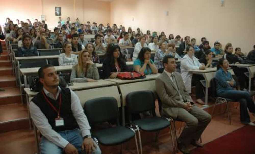 Çorlu Myo`de Kişisel Marka Olma Ve Pazarlama Sanatı Semineri