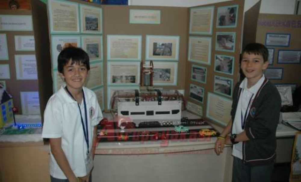 Öğrencilerden Metrobüs Tüneli Projesi