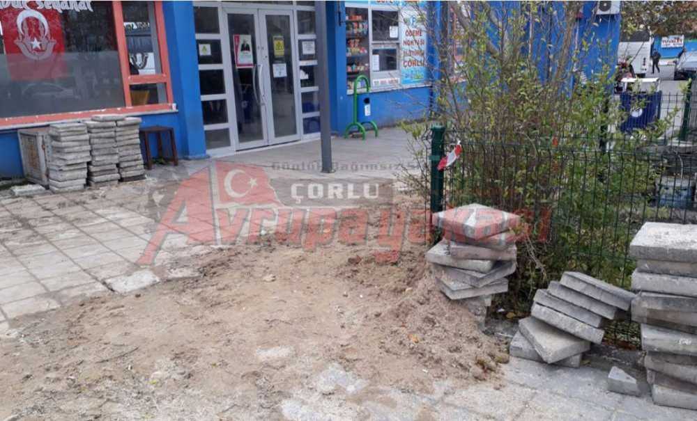 Otogar Önü Köstebek Yuvası Oldu