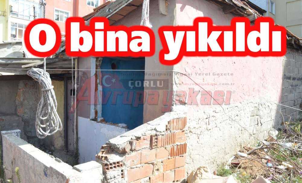 O Bina Yıkıldı