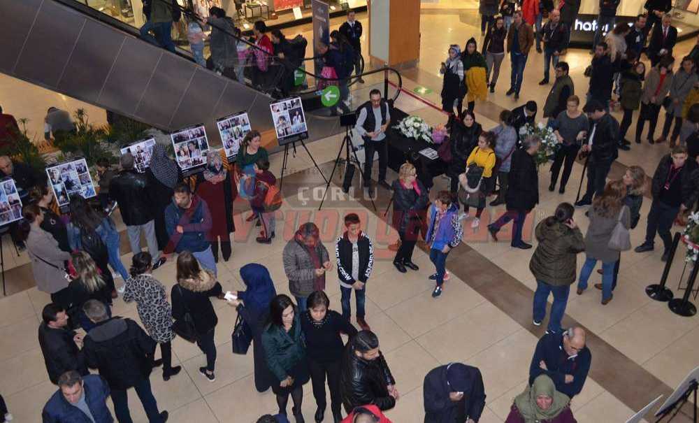 Acı Fotoğraflara Yansıdı