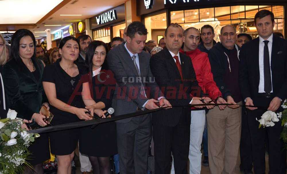 Acı Fotoğraflara Yansıdı