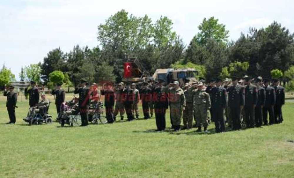 Çakı Gibi Asker Oldular