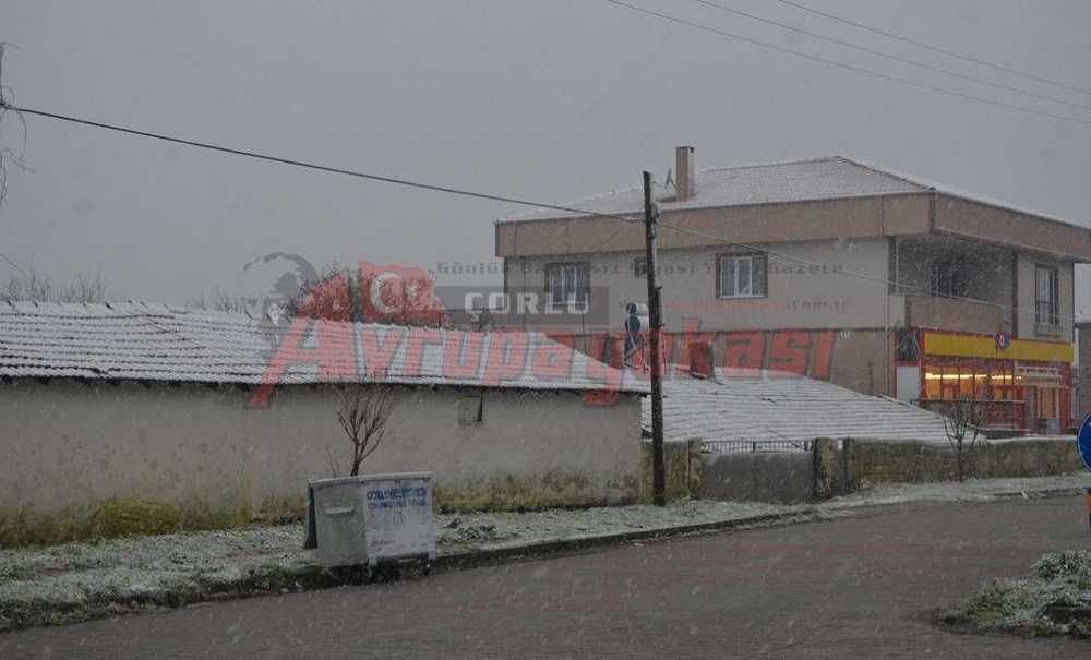 Çorlu'ya İlk Kar Düştü