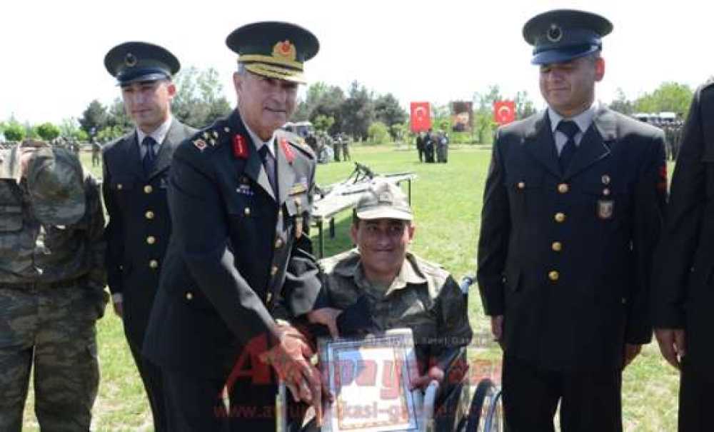 Çakı Gibi Asker Oldular