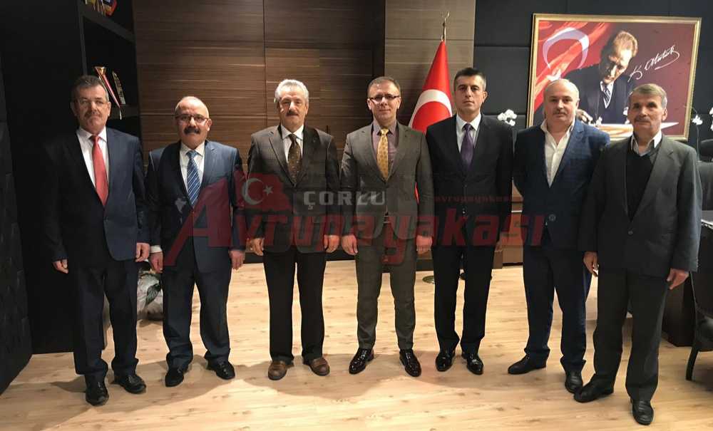 Çağdaş Karadenizlilerden Kaymakam Sarılı'ya Ziyaret