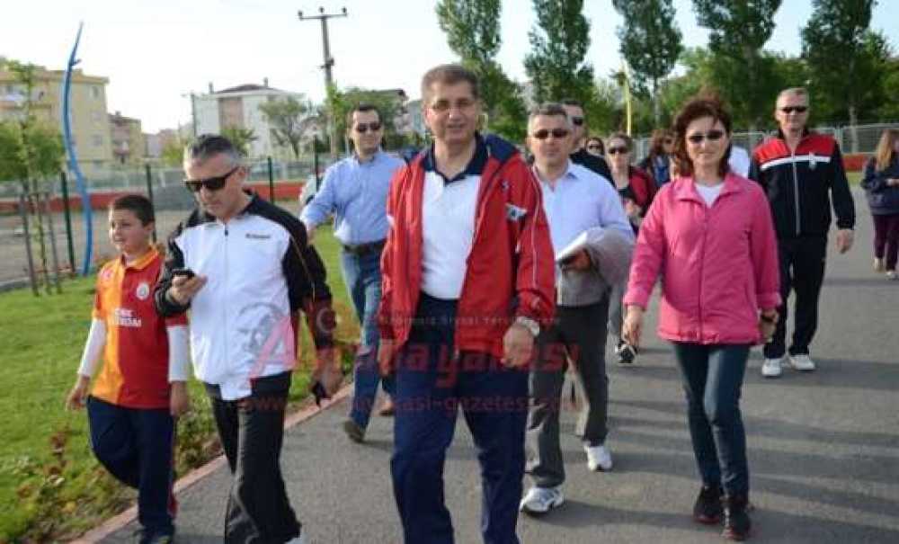 ‘Obezite İle Mücadele' İçin Yürüdüler