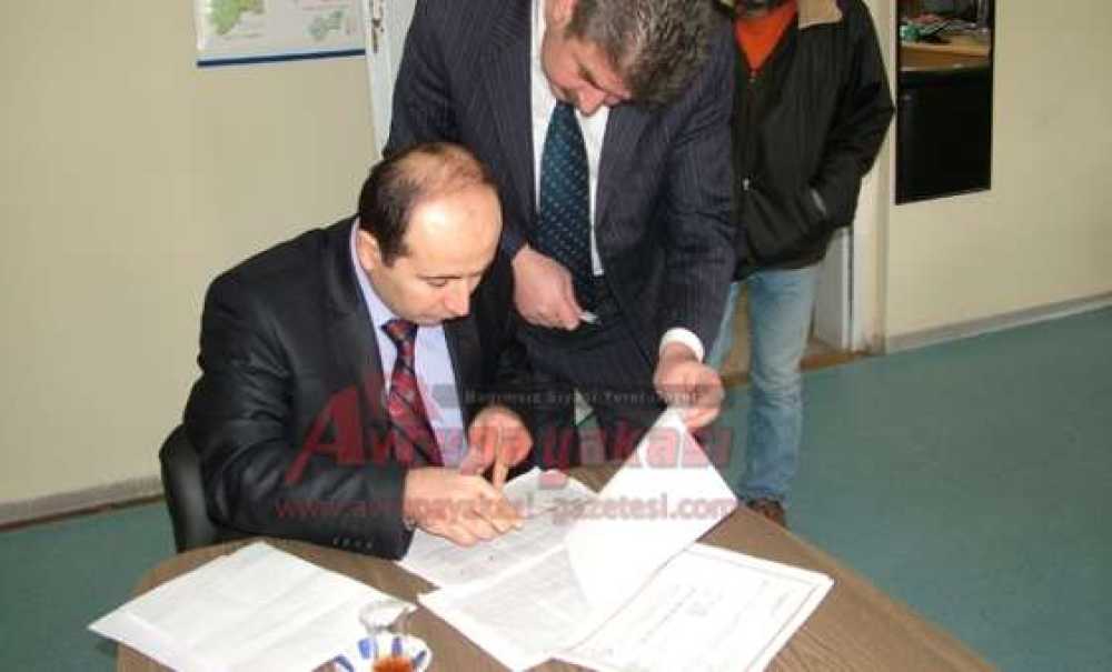 Çorlu`da 3 Bin 618 Kişi Okuma Yazma Bilmiyor