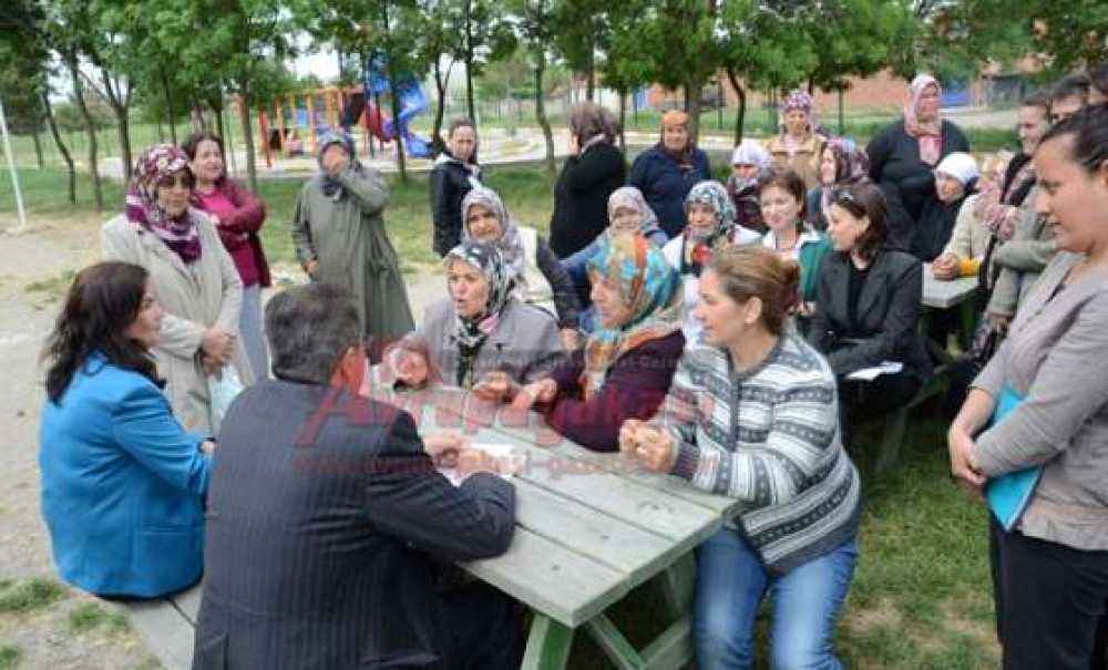 Kaymakam Doğan Köylü Kadınlarla Bir Araya Geldi