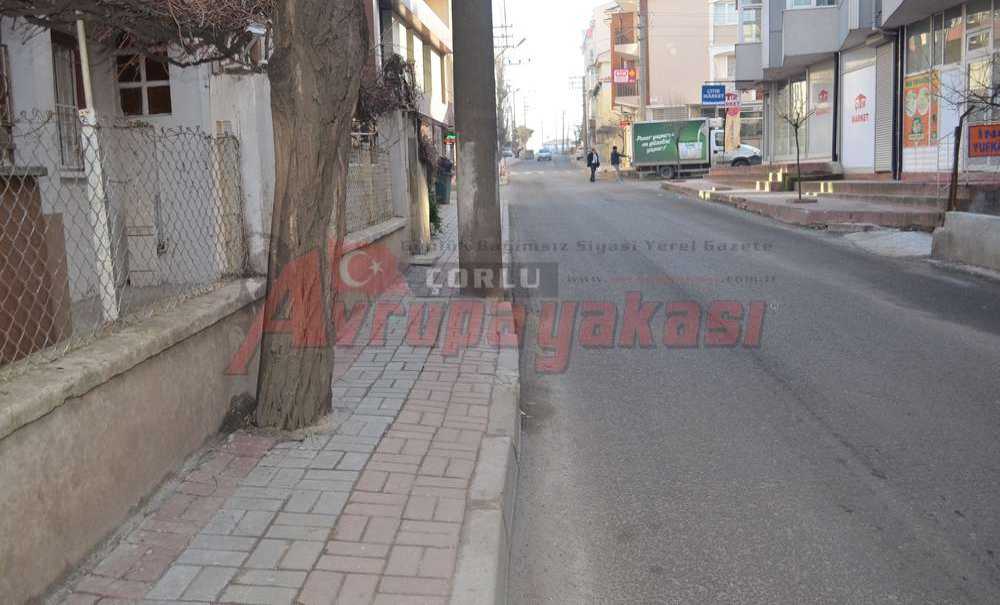 Vatandaşlar Yürümekte Zorlanıyor