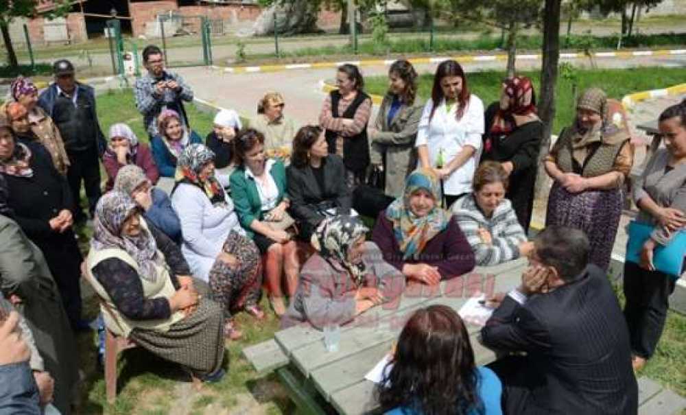 Kaymakam Doğan Köylü Kadınlarla Bir Araya Geldi