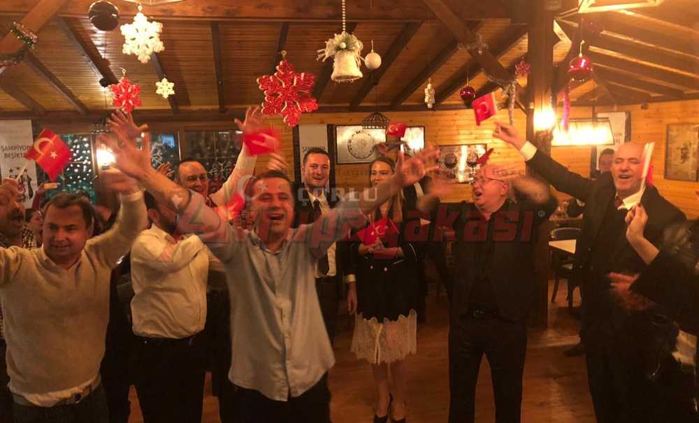 Beşiktaşlılar Derneğinden Yeni Yıl Kutlaması