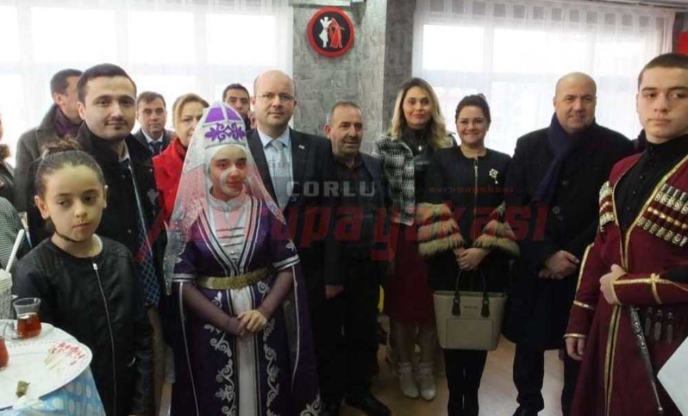 Coşkulu Törenle Açıldı