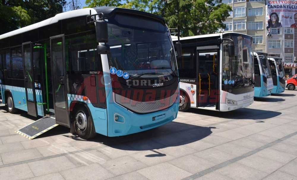 Vatandaşlar Ulaşıma Yapılan Zamma Tepki Gösterdi