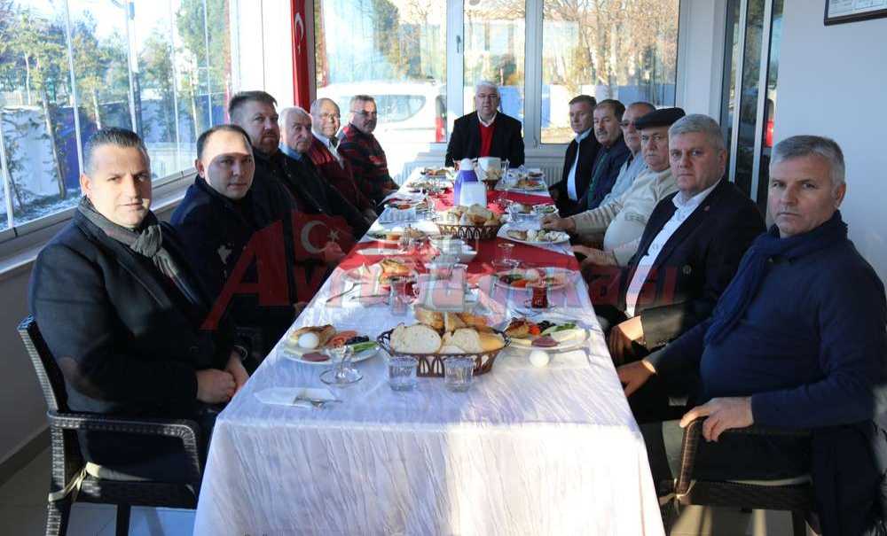 Muhtarlar İle Bir Araya Geldi