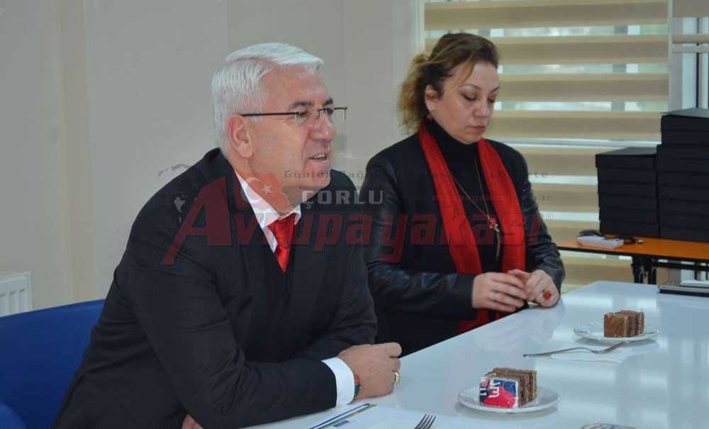 “Zor Bir Meslek Yapıyorsunuz, Kutluyorum”