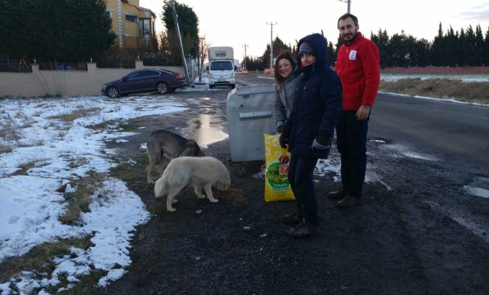 Kızılay'dan Örnek Davranış