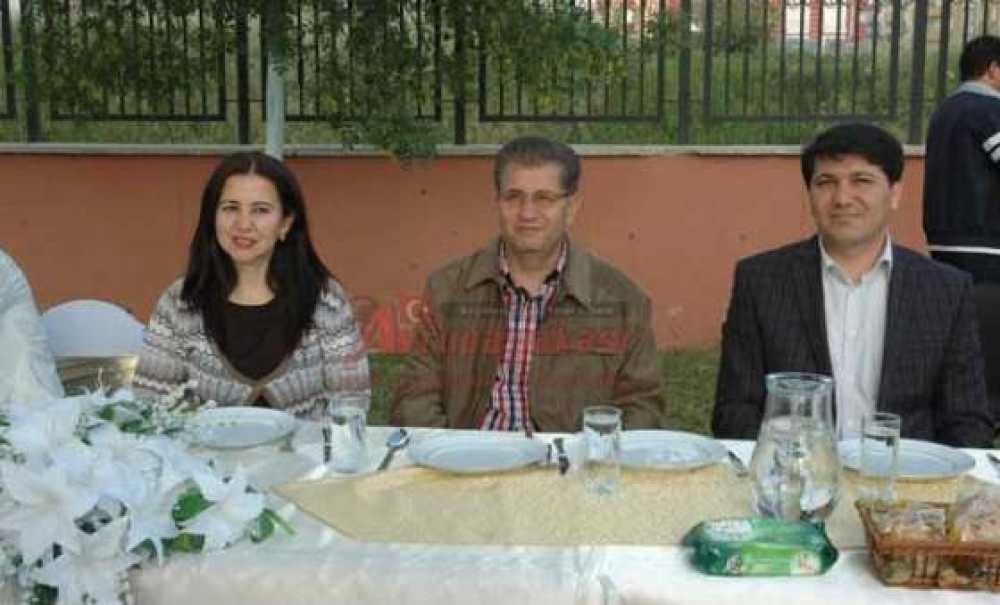 Huzurevinde Anneler Günü Kutlaması