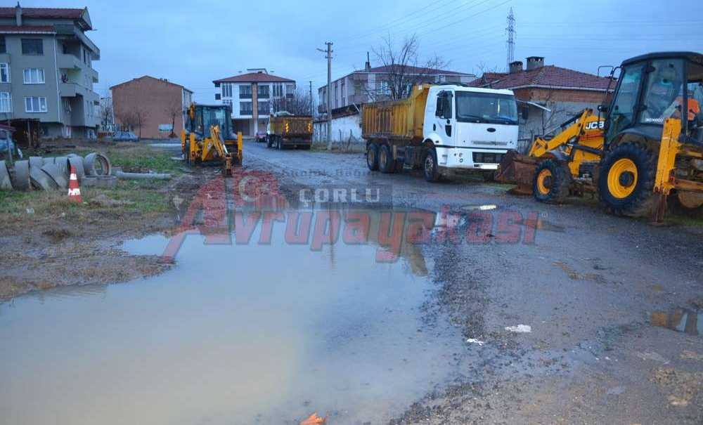 Sokak Park Yeri Olmaktan Kurtuldu