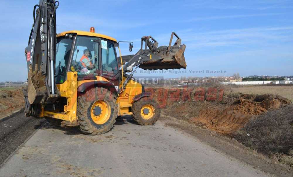 Mahalleli Yol Çilesinden Kurtuluyor