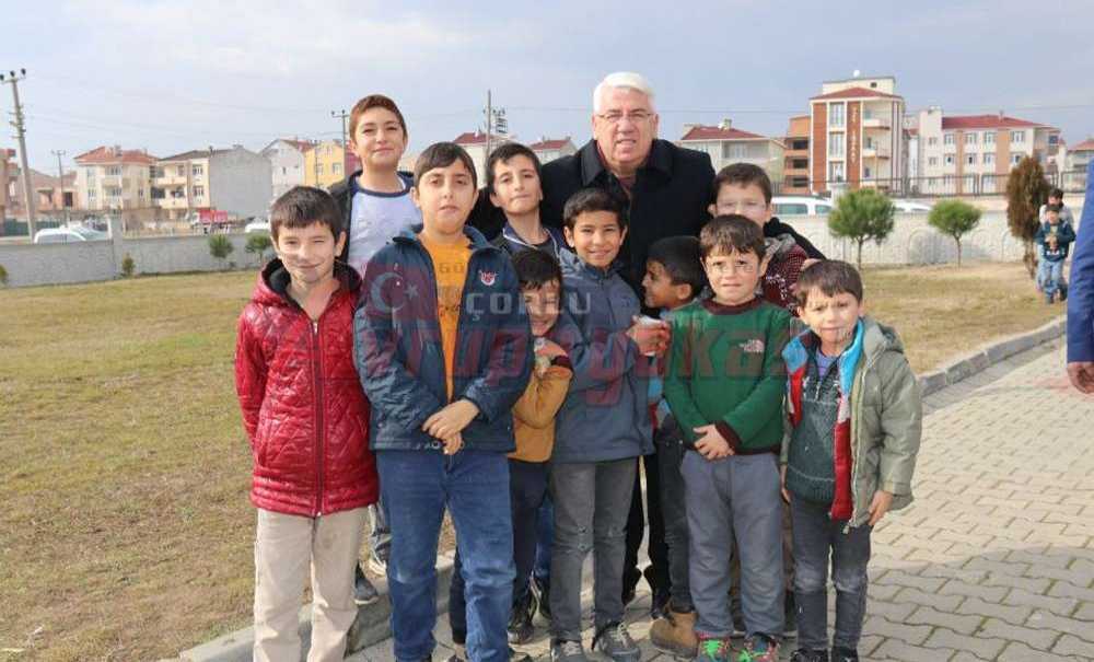 “Çocuklar Bizim Geleceğimizdir”