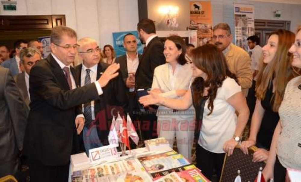 Avrupa Yakası Gazetesi Standına Yoğun İlgi