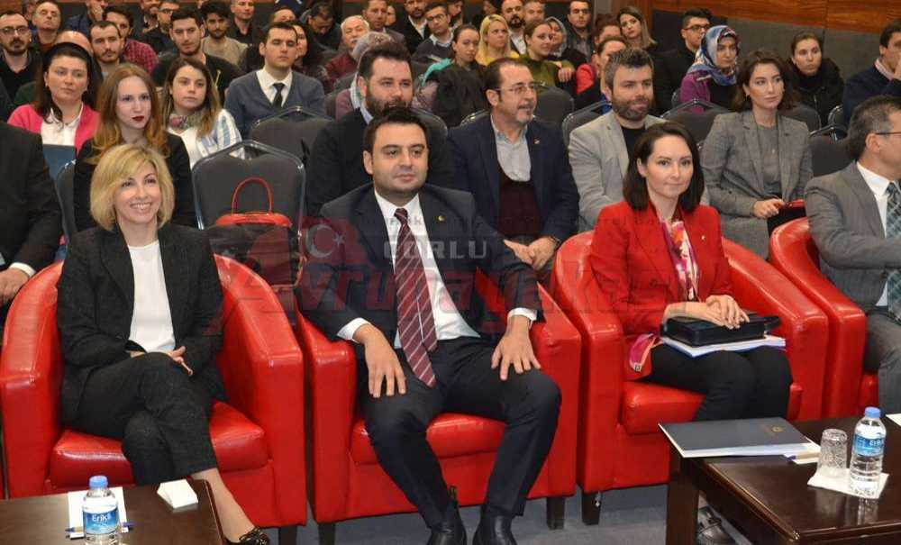 Türk Yatırımcılarını Yunanistan'a Davet Etti