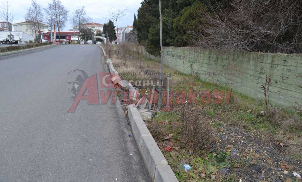 Yol Yapıldı Kaldırım Yapılmadı