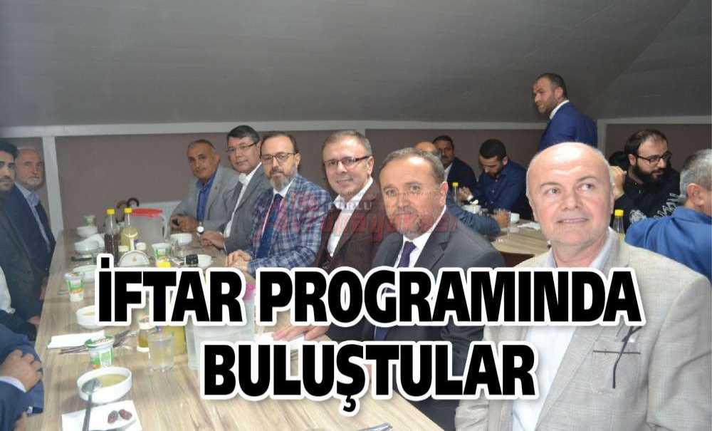 İftar Programında Buluştular