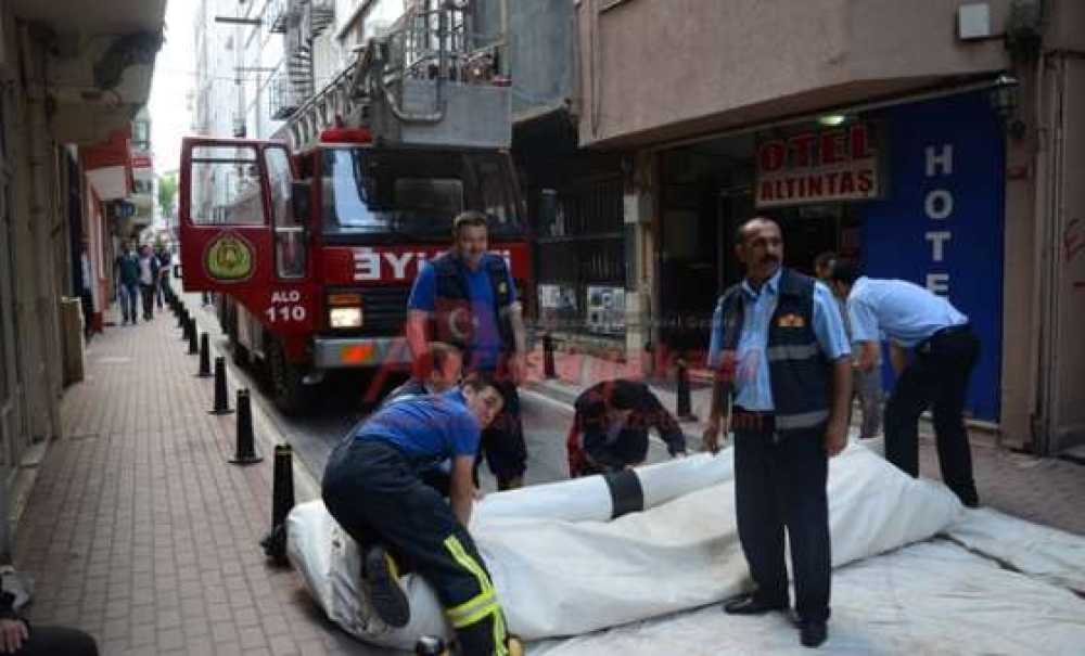 Aynı Yerde İkinci İntihar Şov