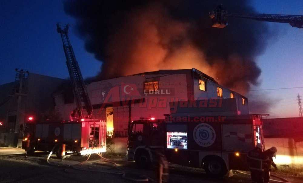 Ergene'de Fabrikada Yangın