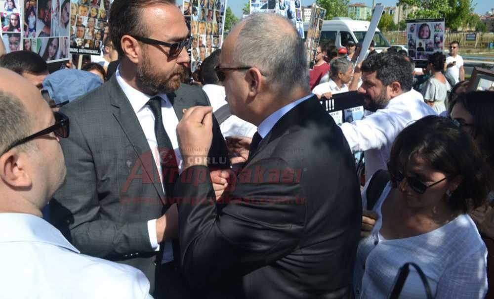 Tarihi Dava Olaylı Başladı