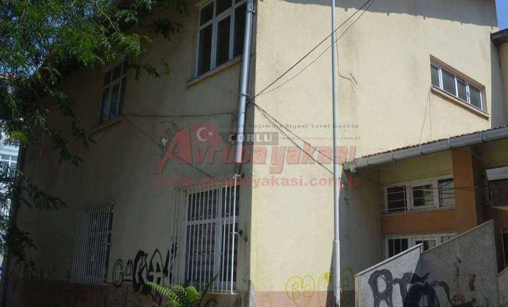 Devlet Kurumu Talan Ediliyor