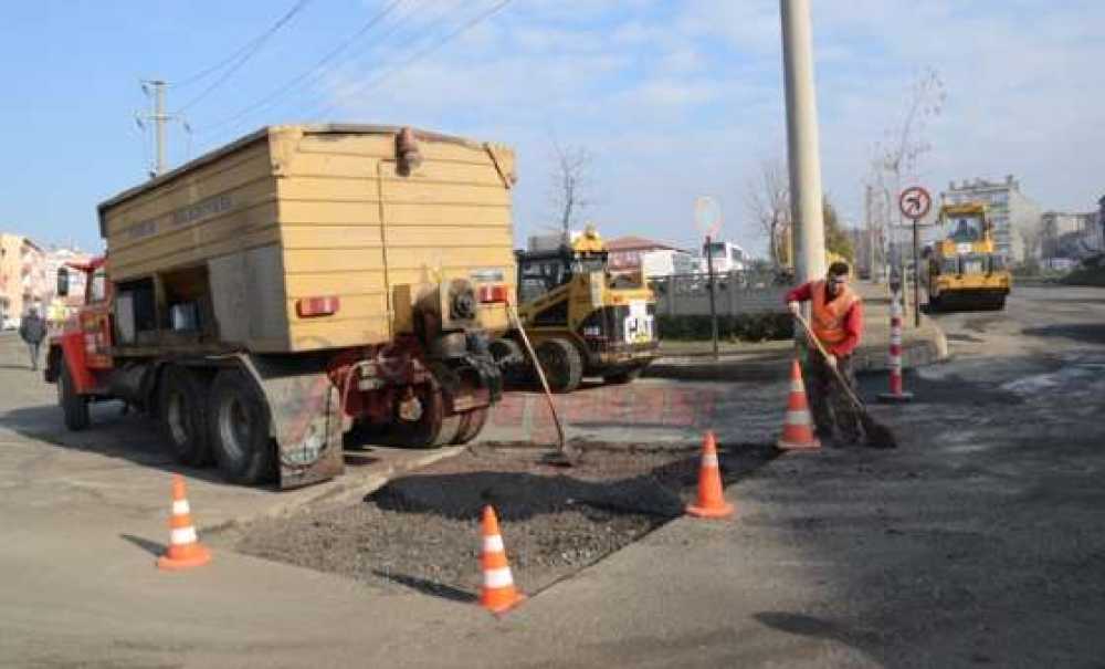 Kış Ayında Yolların Yamalanmasına Tepki