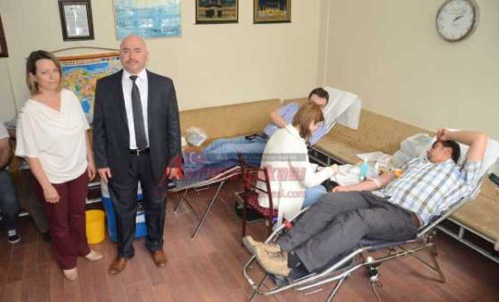 Bahçelievler Ulu Camii'nde Kan Bağış Kampanyası