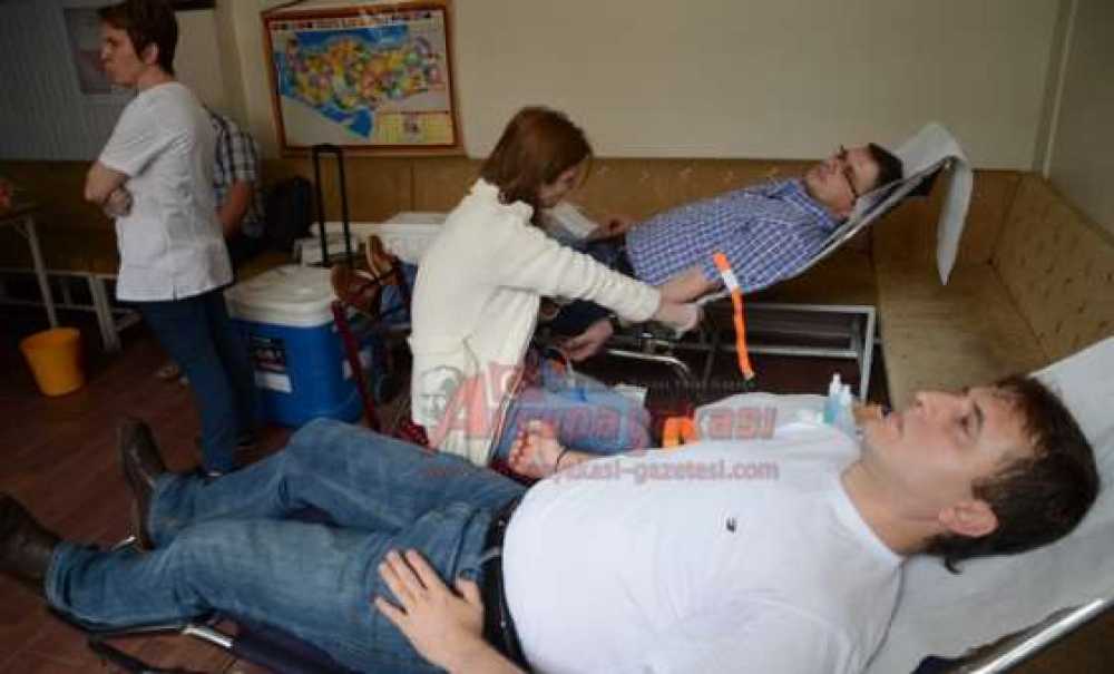 Bahçelievler Ulu Camii'nde Kan Bağış Kampanyası