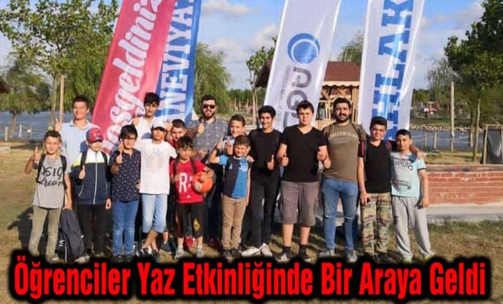 Öğrenciler Yaz Etkinliğinde Bir Araya Geldi