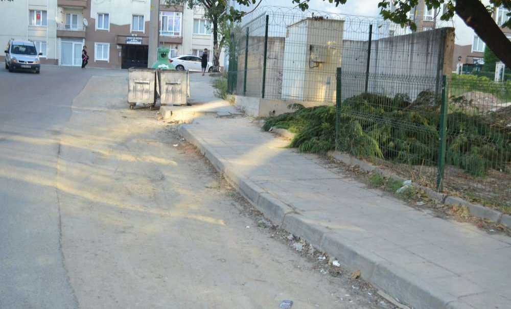 Kaldırımlarımız Bir An Önce Yapılsın