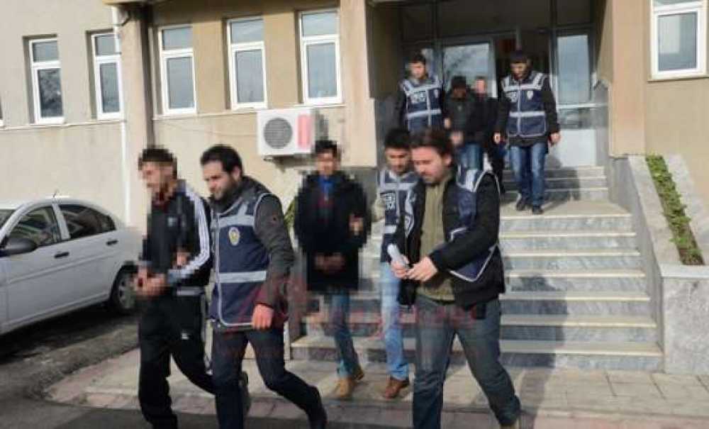 Uyuşturucu Operasyonunda Gözaltına Alınanlar Adliyeye Sevk Edildi