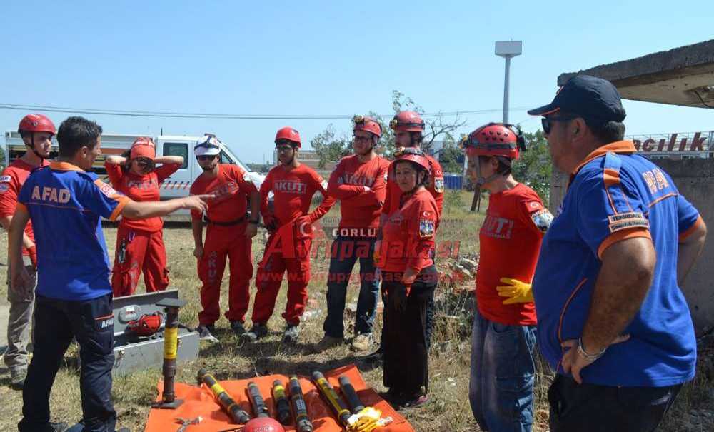 Afad Ve Akut Depreme Hazırlanıyor