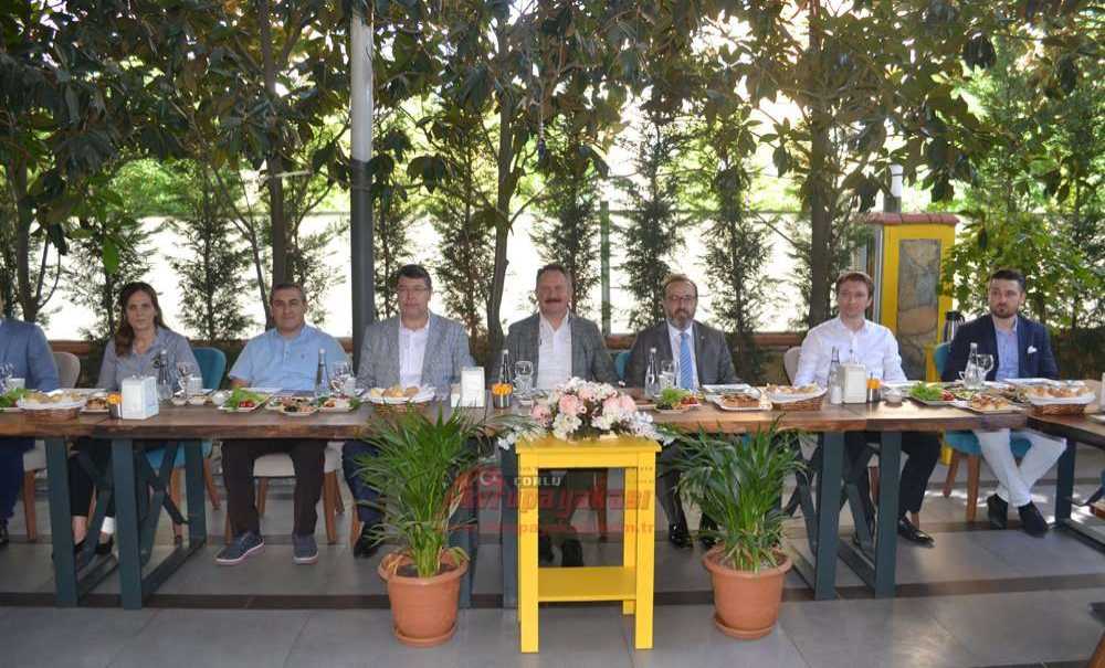 “Hadi Hodri Meydan Suyu 1 Lira Yapın”