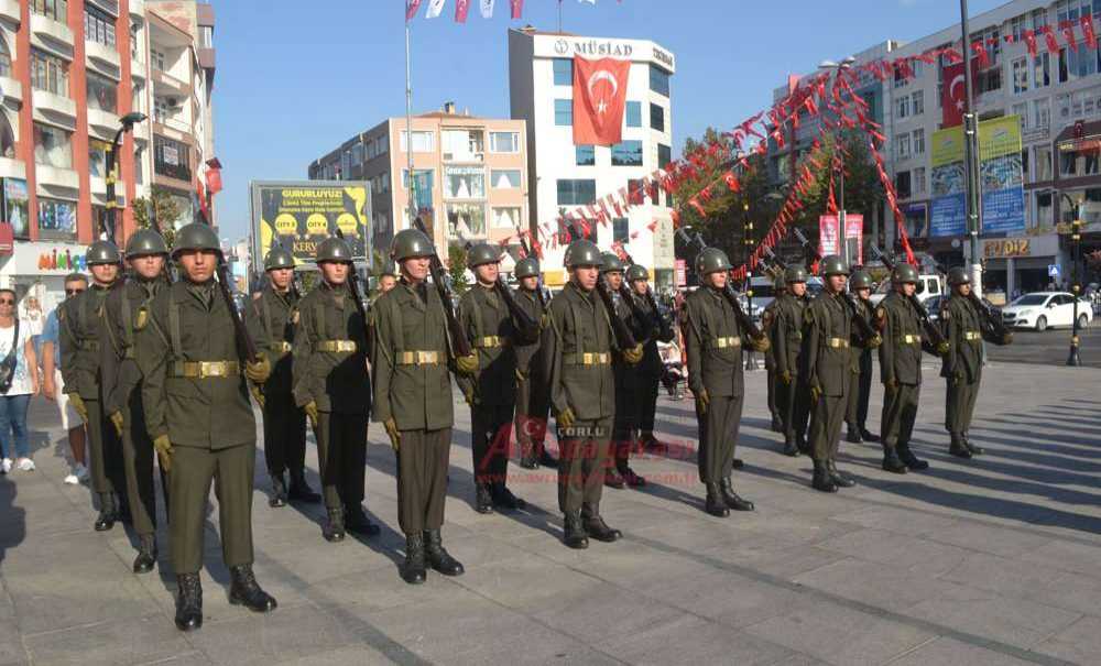 Çorlu'da Zafer Bayramı Coşkusu Yaşandı