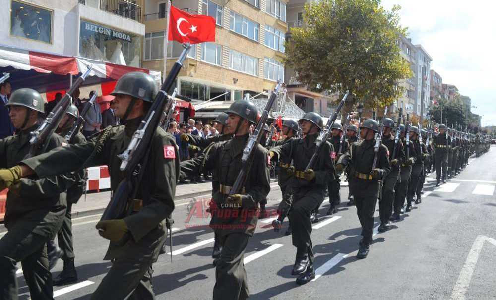 Çorlu'da Zafer Bayramı Coşkusu Yaşandı