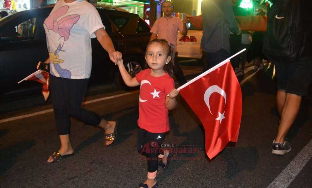 7'den 77'ye O Coşkuyu Yaşadı