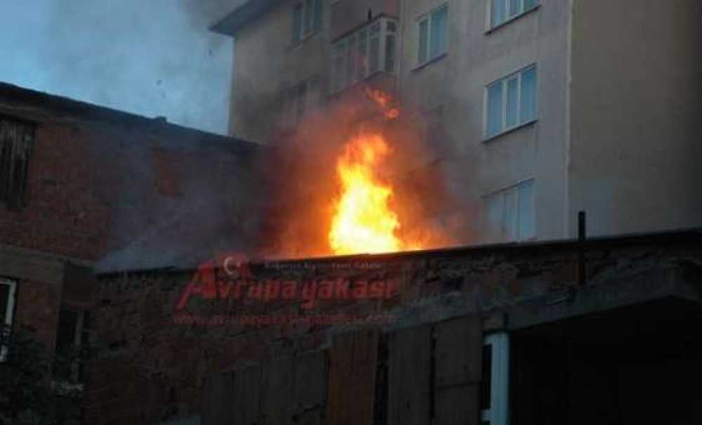 Metruk Bina Yangını Mahalleliyi Korkuttu