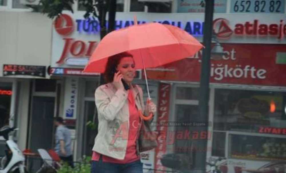 Çorlu Hafta Sonu Yağmura Yakalandı