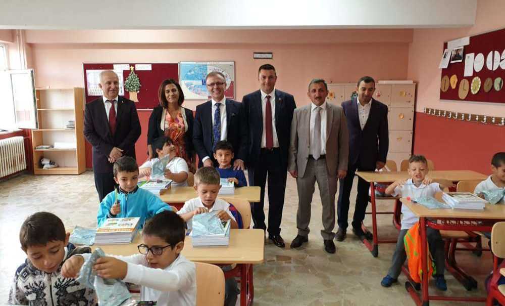 Ders Zilini Kaymakam Sarılı Çaldı