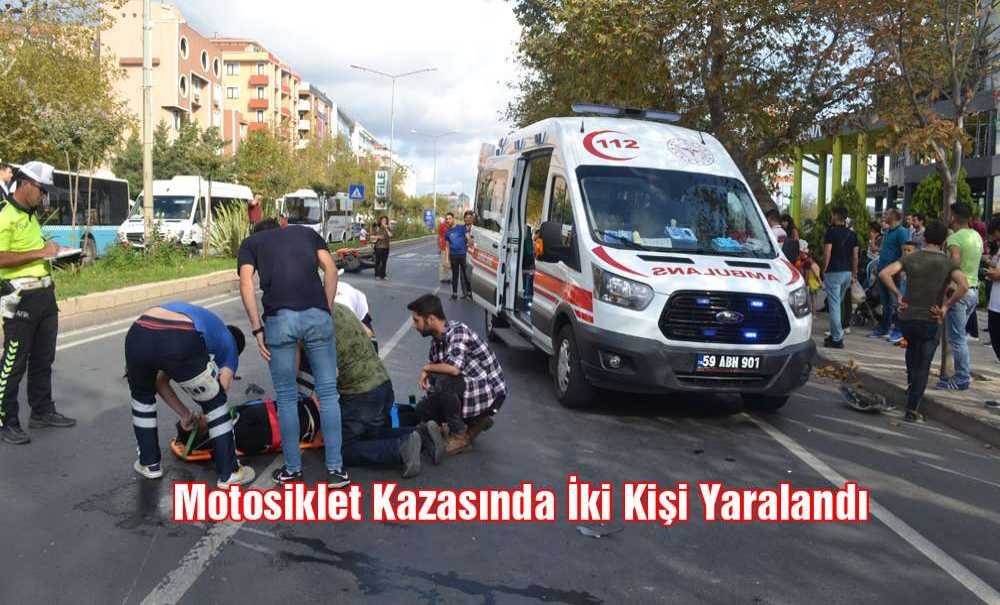 Motosiklet Kazasında 2 Kişi Yaralandı