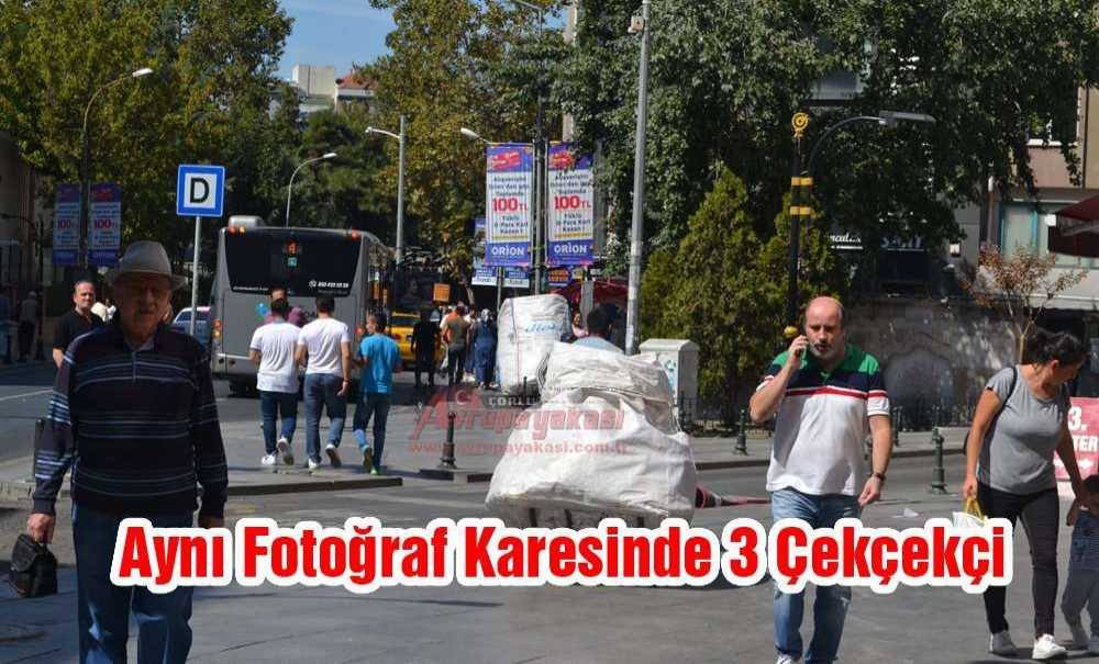 Aynı Fotoğraf Karesinde 3 Çekçekçi